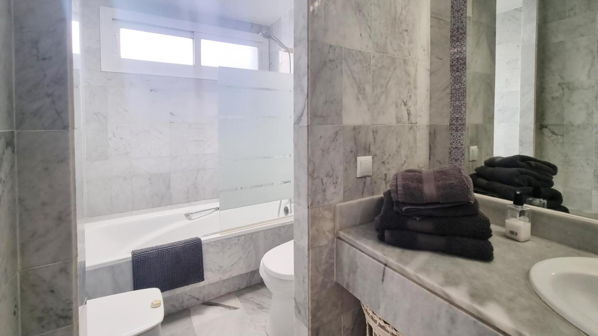 Vila 4 Bed House With Pool Walk To Puerto Banus Fast Internet Marbella Exteriér fotografie